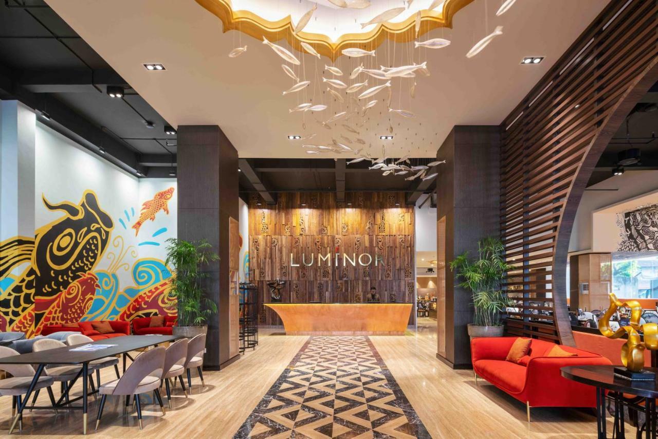 Luminor Hotel Jakarta Kota By Wh Exterior photo